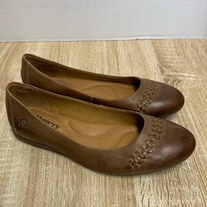 Born Women’s Madeleine ballet leather slip on flats